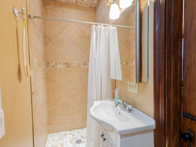 1718 Greenup Street, Covington, KY 41011 Photo 22