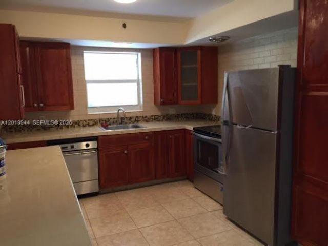 335 NE 114th St, Unit 1, Miami, FL 33161 Photo