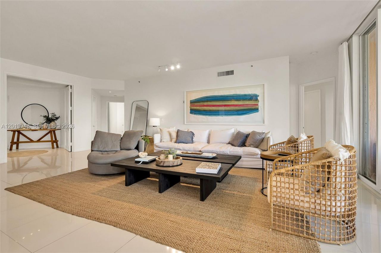 733 Crandon Blvd, Unit 406, Key Biscayne, FL 33149 Photo