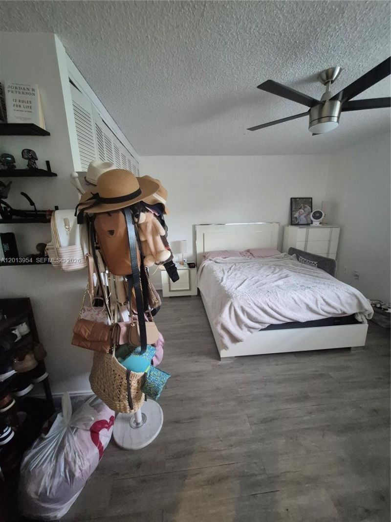 1975 NE 135th St , Unit 2H, North Miami, FL 33181 Photo