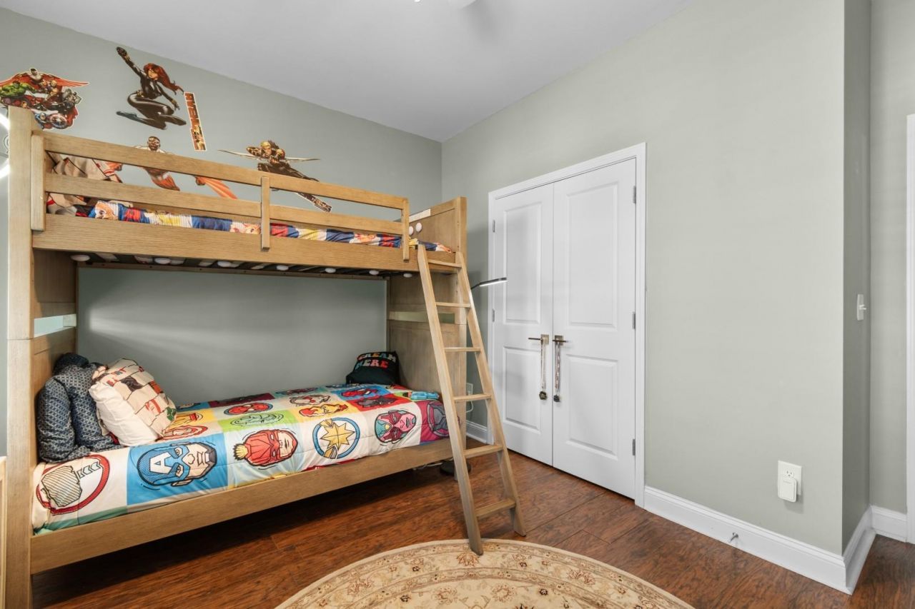 115 Emerald Rush Ct. Photo 24
