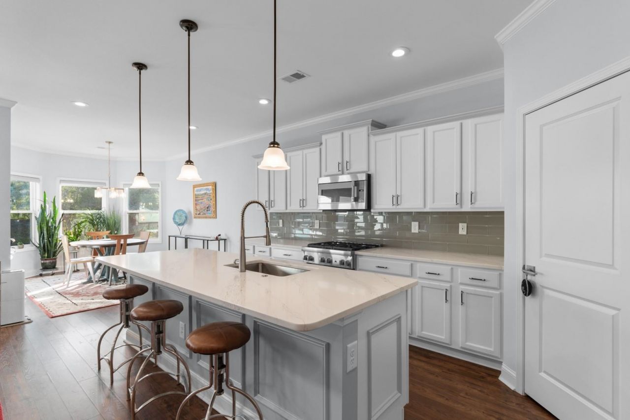115 Emerald Rush Ct. Photo 6