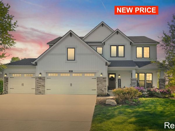 4251 Settlers Ridge Road NE, Belmont, MI 49306