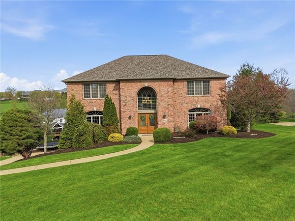 315 Fox Run Dr , Venetia, PA 15367
