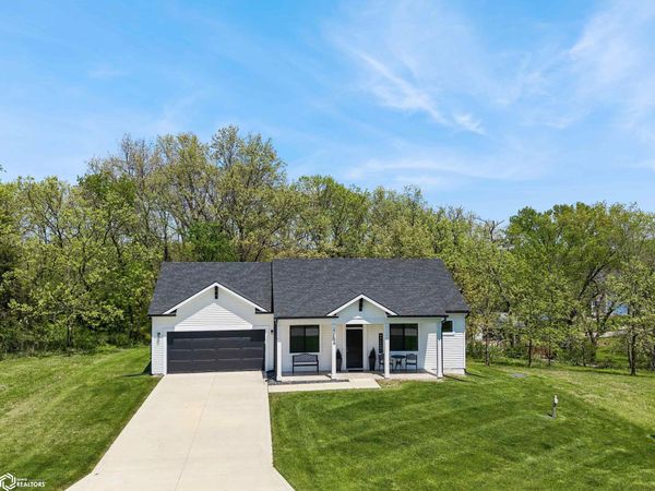 3154 Hillcrest Drive, Ellston, IA 50074