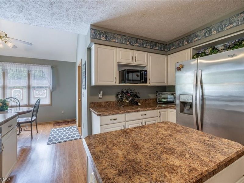 8051 Valleyview Court , North Royalton, OH 44133 Photo 11