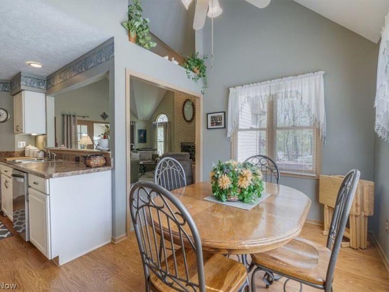 8051 Valleyview Court , North Royalton, OH 44133 Photo 14