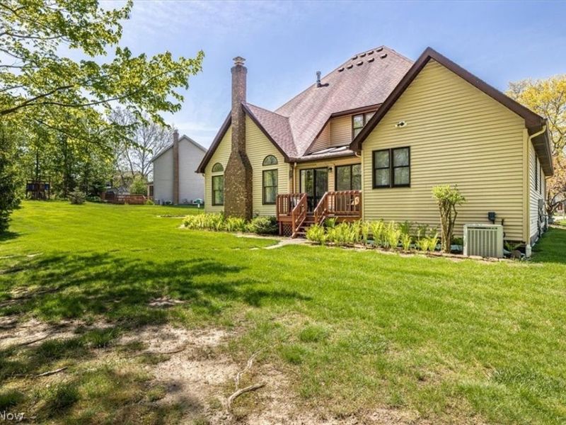 8051 Valleyview Court , North Royalton, OH 44133 Photo 37