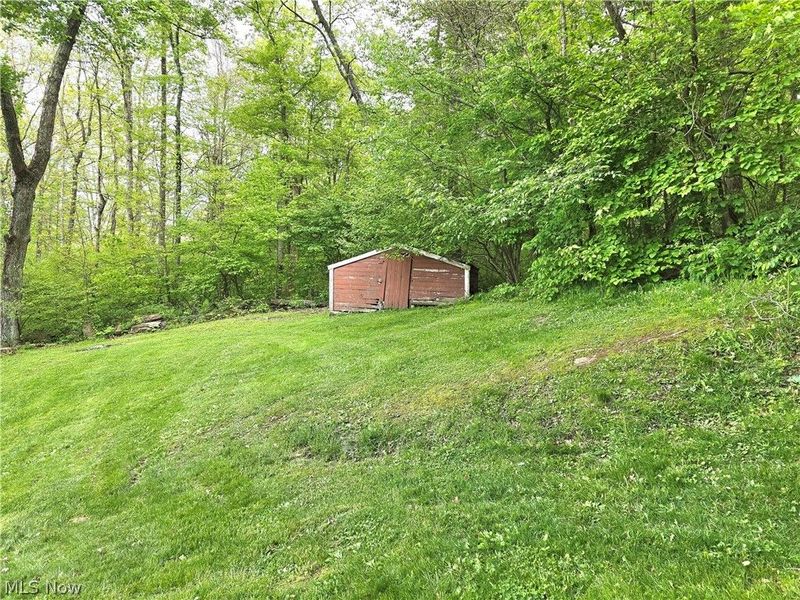 8465 Blackrun Road, Nashport, OH 43830 Photo 10