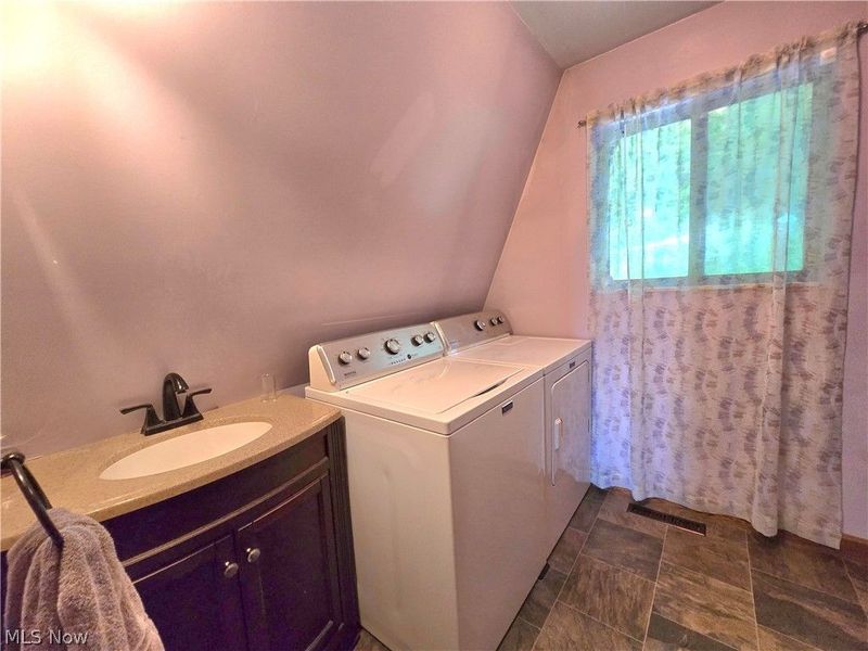8465 Blackrun Road, Nashport, OH 43830 Photo 27