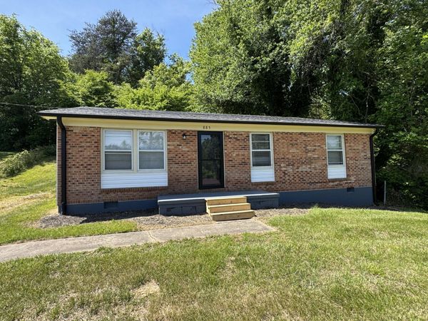 885 Southland DR , Martinsville, VA 24112
