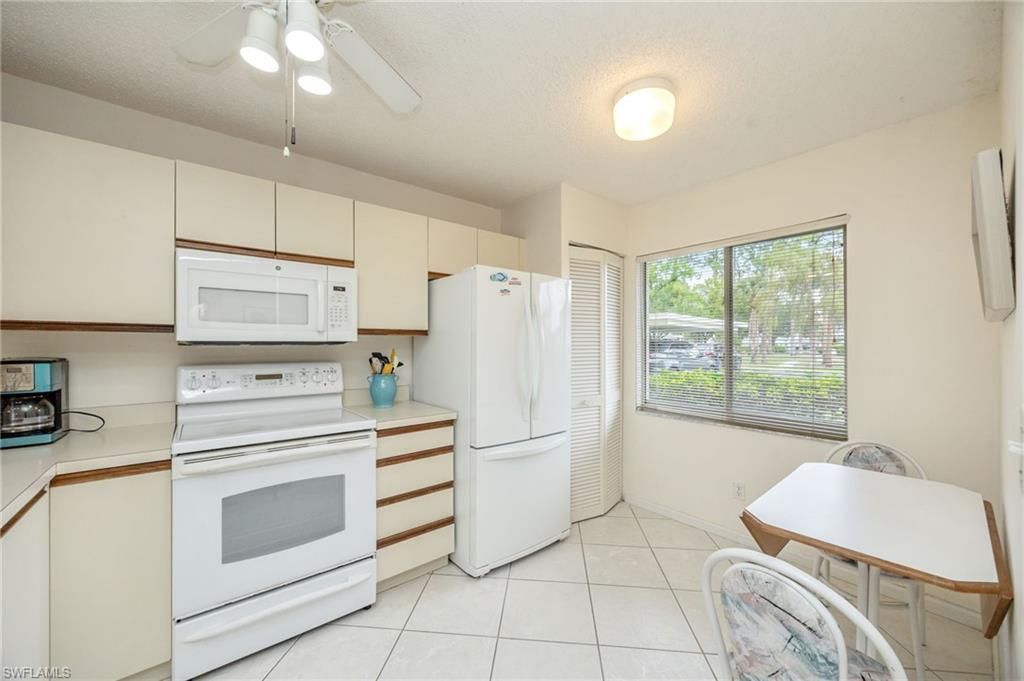 5950 Amherst Dr , Unit A101, Naples, FL 34112 Photo