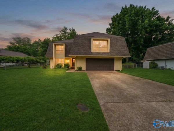 1922 Burlingame Drive, Huntsville, AL 35803