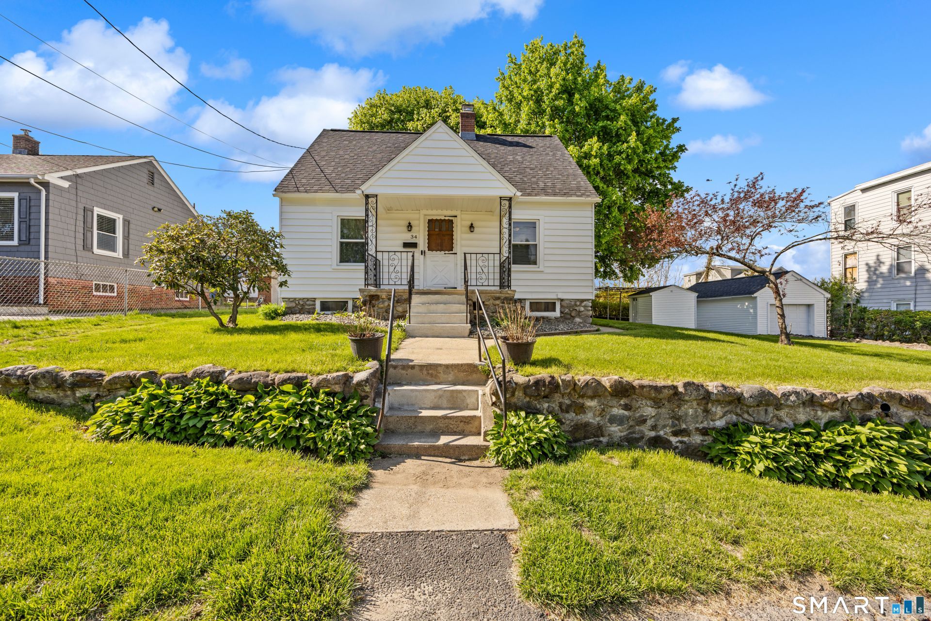 34 Rutland, Waterbury, CT 06708 Main Photo