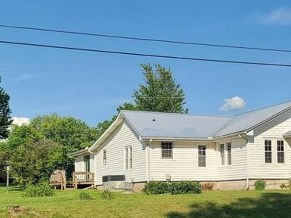 19 Turkey Scratch, Spencer, TN 38585