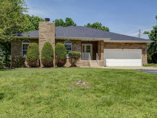 5277 E Farm Road 194 , Rogersville, MO 65742