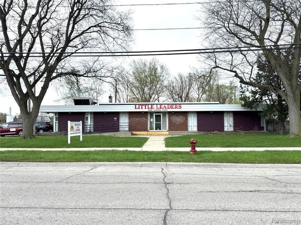 14060 Stephens Road , Warren, MI 48089