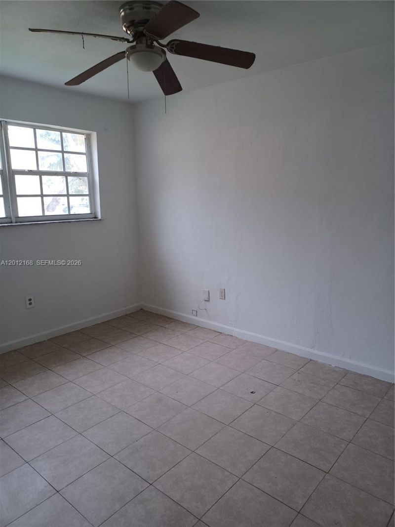 2330 Kingston Dr, Miramar, FL 33023 Photo