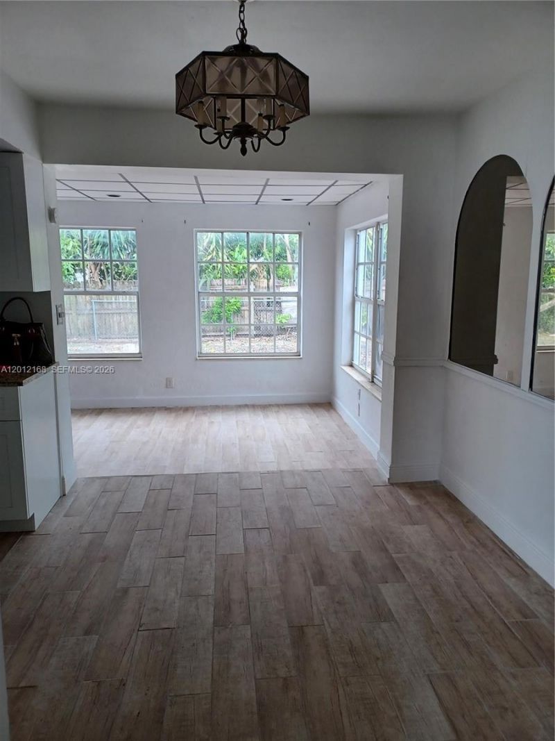 2330 Kingston Dr, Miramar, FL 33023 Photo
