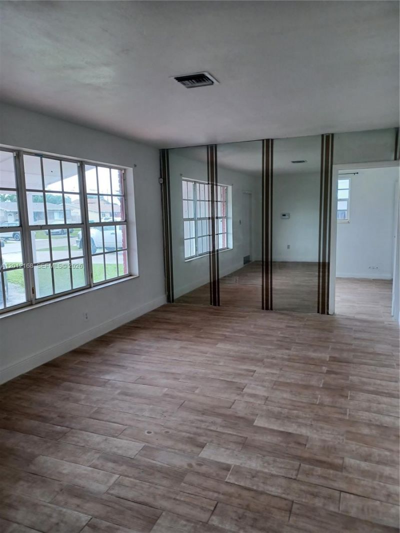 2330 Kingston Dr, Miramar, FL 33023 Photo