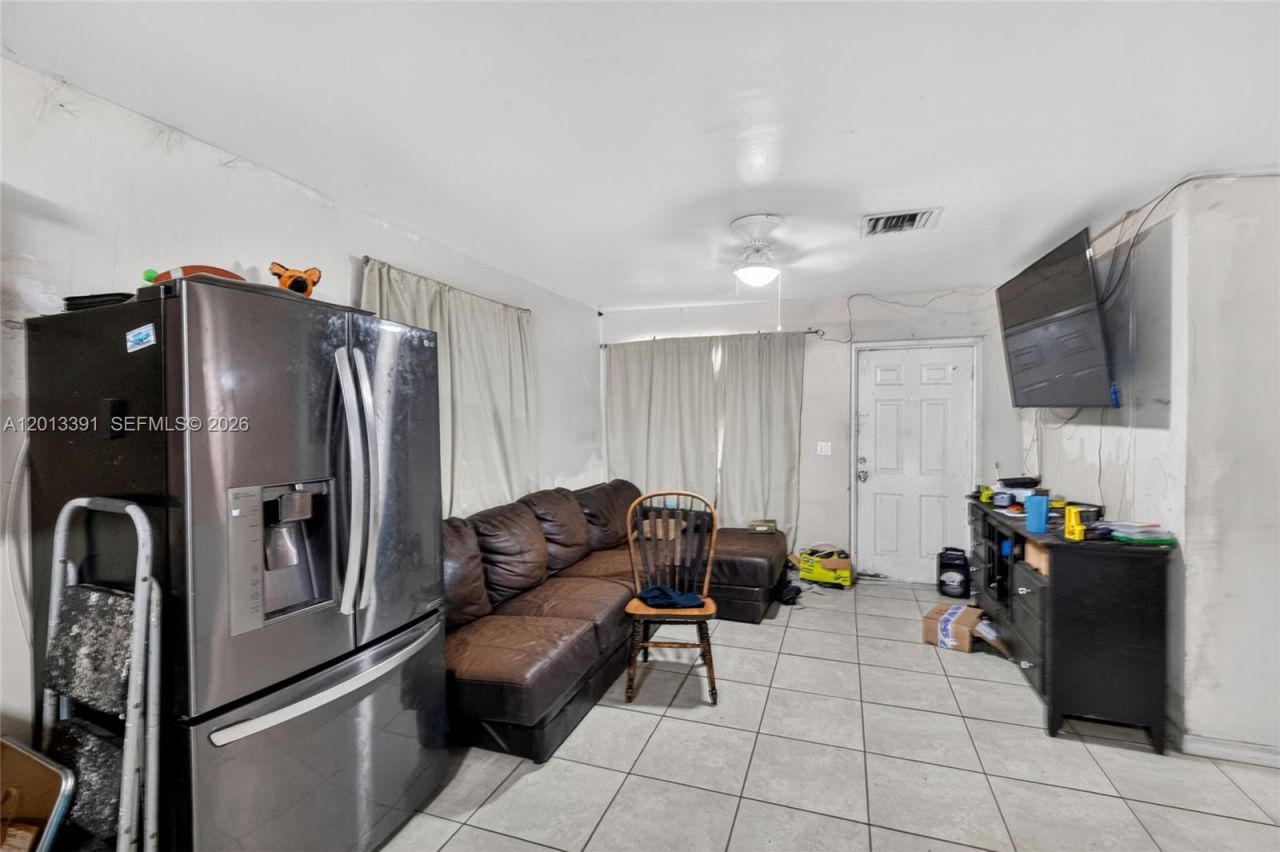 7628 NW 2nd Ct, Miami, FL 33150 Photo