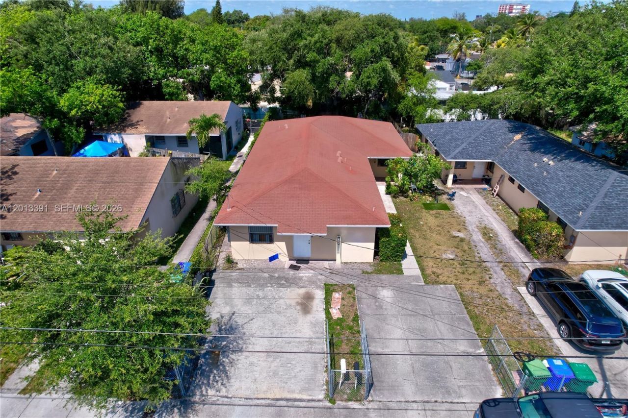 7628 NW 2nd Ct, Miami, FL 33150 Photo