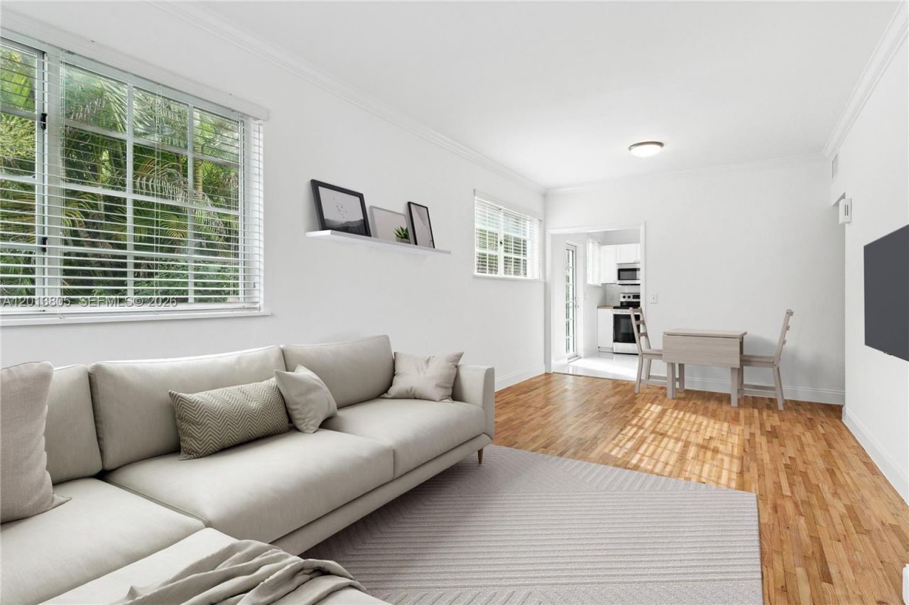 3808 Ponce De Leon Blvd, Coral Gables, FL 33134 Photo