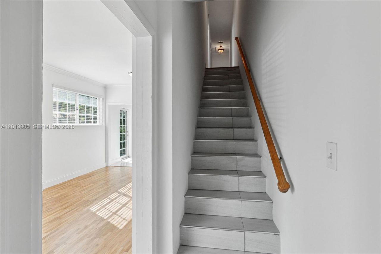 3808 Ponce De Leon Blvd, Coral Gables, FL 33134 Photo