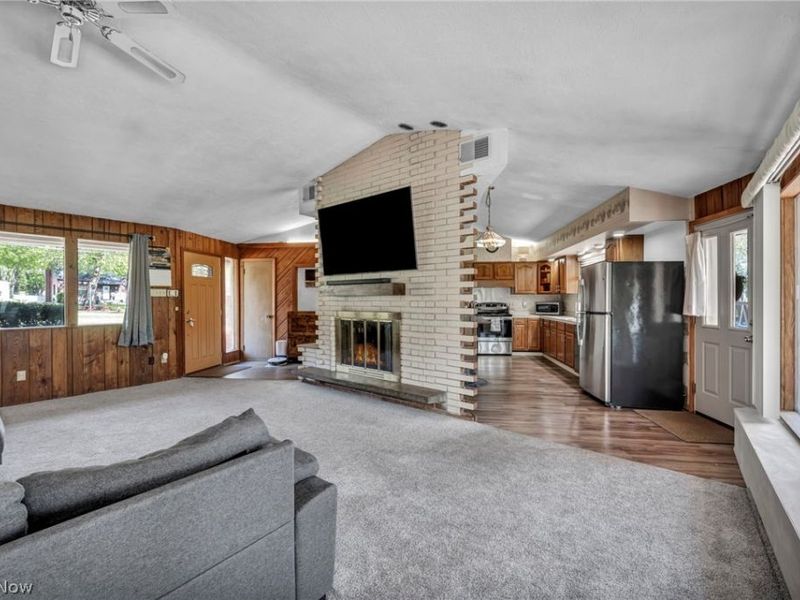 900 Magnolia Avenue, Cuyahoga Falls, OH 44221 Photo 11