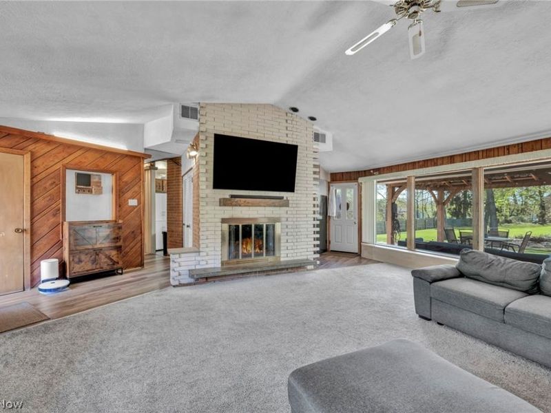 900 Magnolia Avenue, Cuyahoga Falls, OH 44221 Photo 12