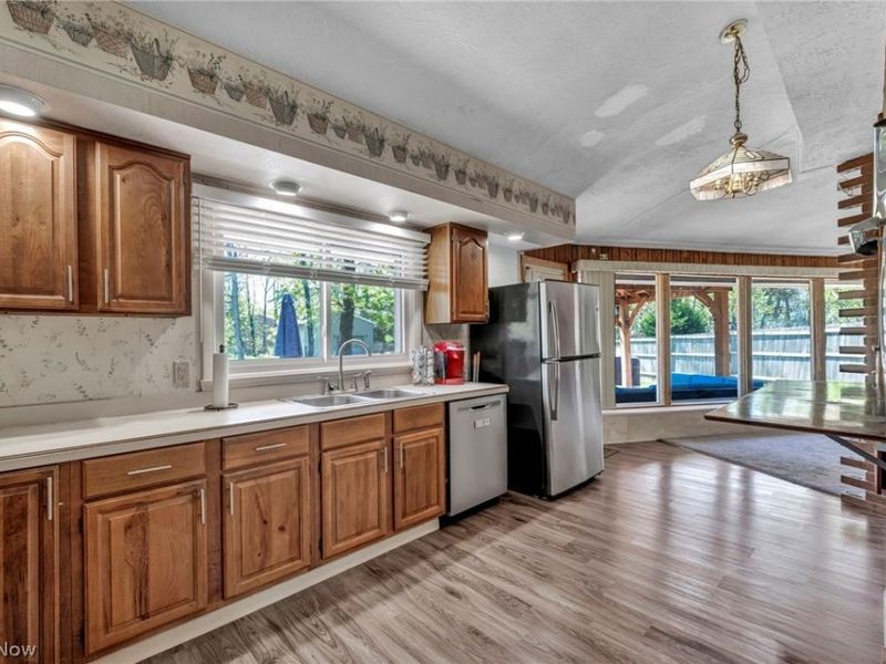 900 Magnolia Avenue, Cuyahoga Falls, OH 44221 Photo 15