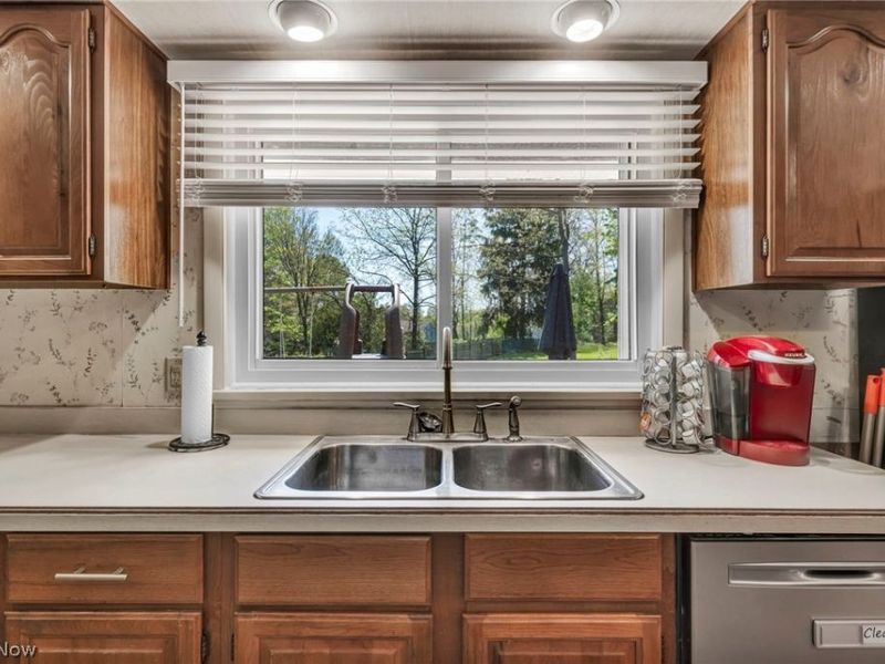 900 Magnolia Avenue, Cuyahoga Falls, OH 44221 Photo 16