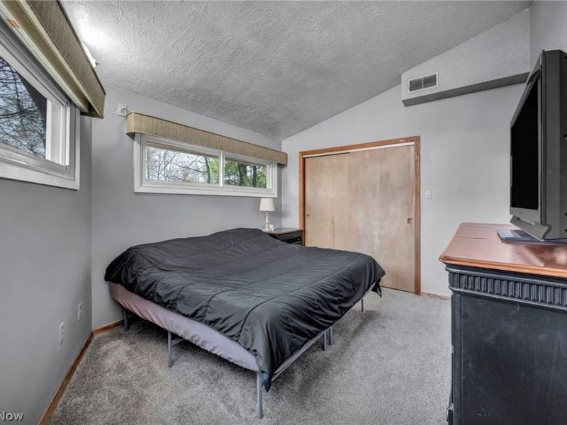 900 Magnolia Avenue, Cuyahoga Falls, OH 44221 Photo 32