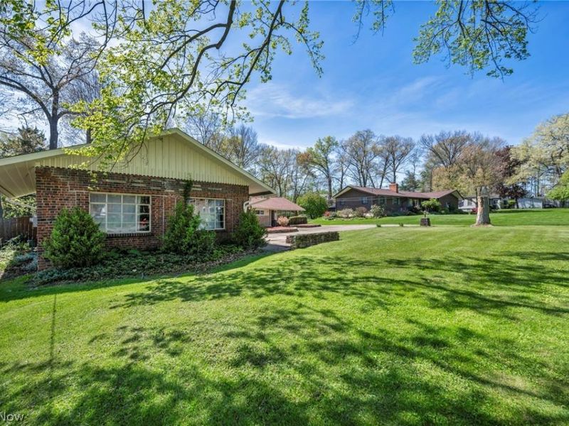 900 Magnolia Avenue, Cuyahoga Falls, OH 44221 Photo 5