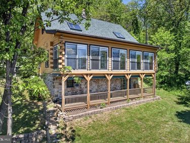 13016 BELLE MEADE LANE, MARKHAM, VA 22643