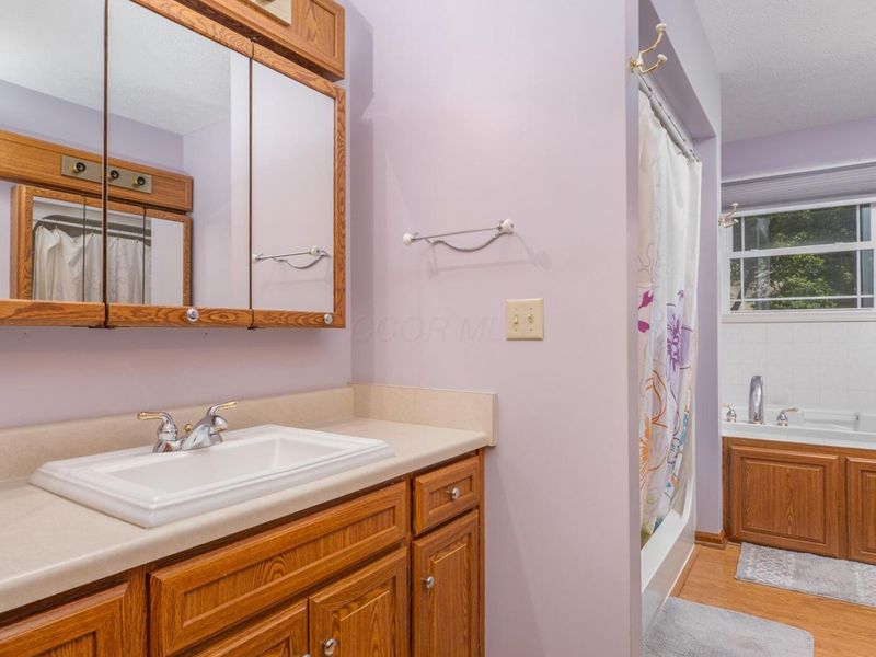533 Highland Hills Drive , Howard, OH 43028 Photo 18