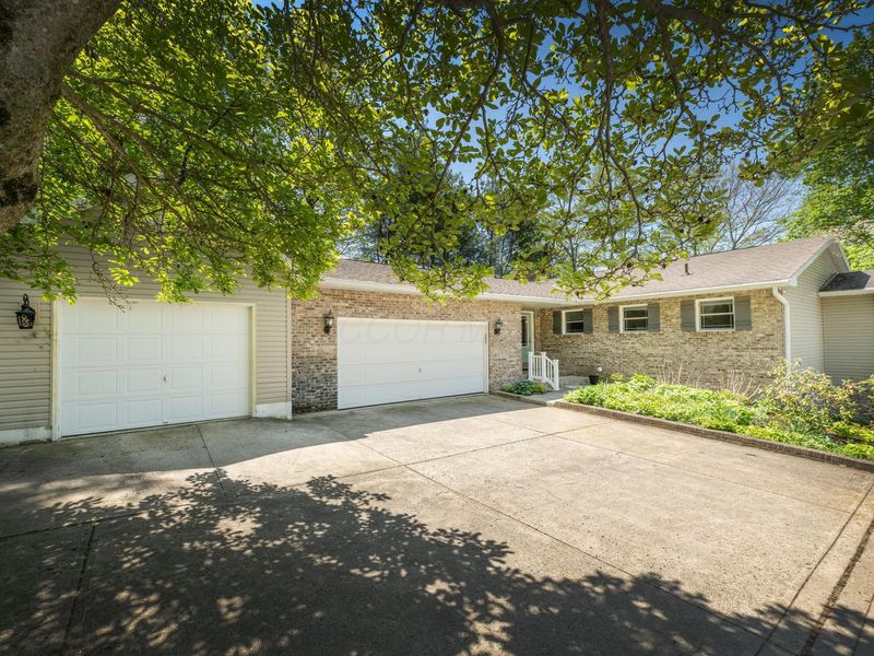 533 Highland Hills Drive , Howard, OH 43028 Photo 8