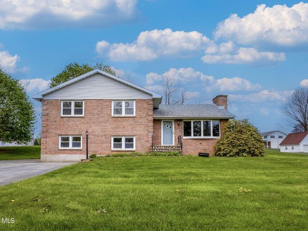 21 County Route 75, Mechanicville, NY 12118