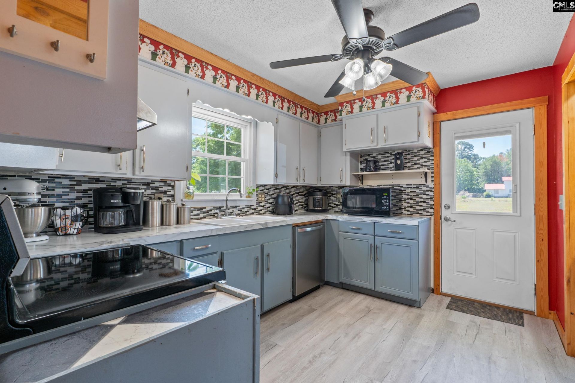 1633 Shilling Bridge Road  Photo 8