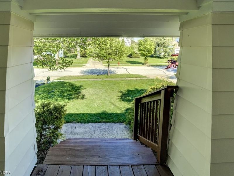 1548 Biltmore Road, Lyndhurst, OH 44124 Photo 5