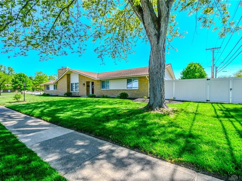 2276 Brookpark Drive, Kettering, OH 45440 Photo 4