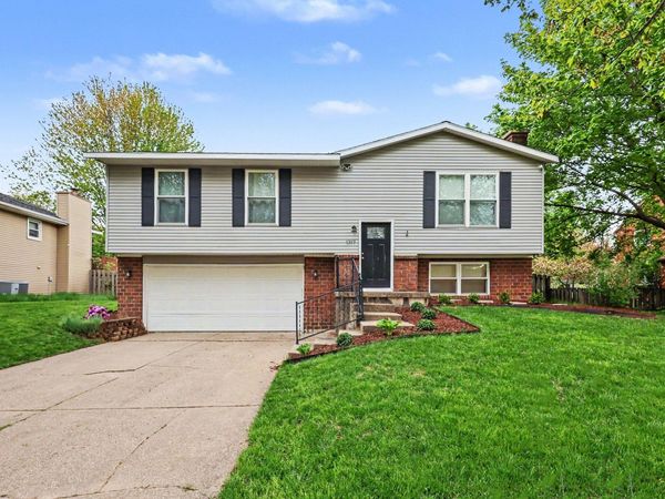 1717 Edgewood Avenue SE, Grand Rapids, MI 49506