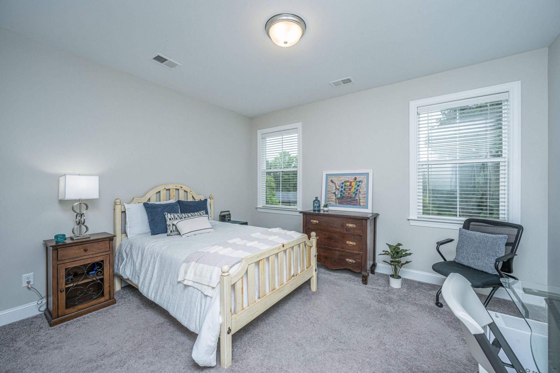 1511 Hopkins Lane Photo 24