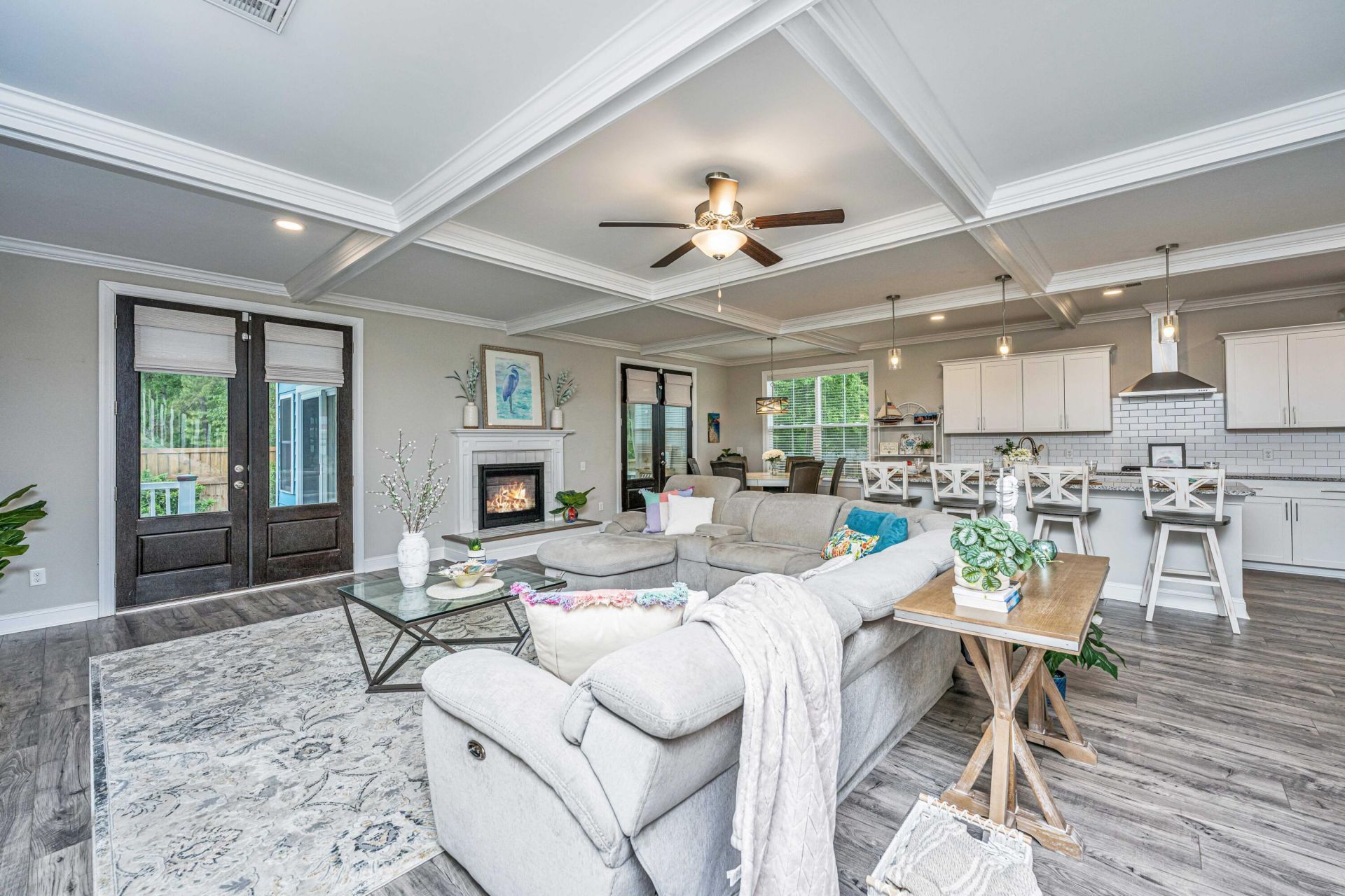 1511 Hopkins Lane Photo 8