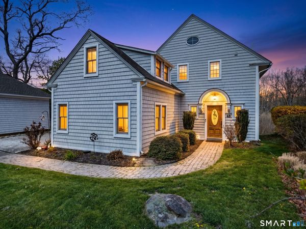 68 Groveway, Clinton, CT 06413