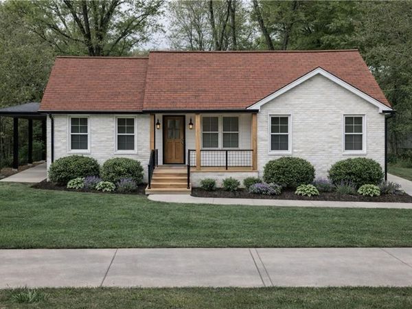2884 Ben Hill Road, East Point, GA 30344