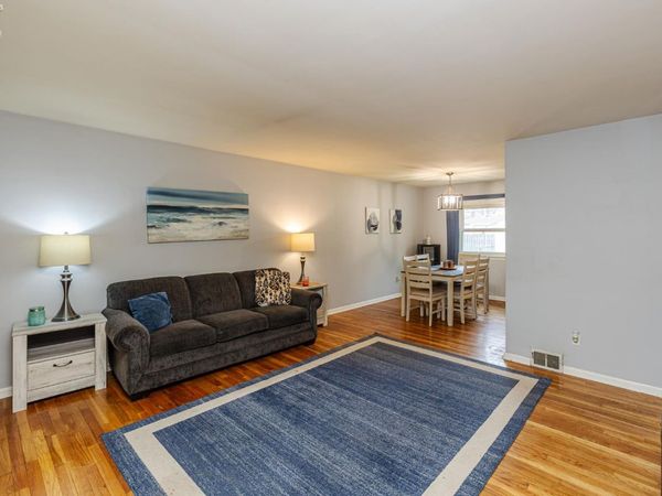 6833 Maplewood Road, Parma, OH 44130