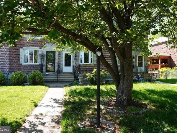 1136 BROOKWOOD LANE , GLENOLDEN, PA 19036