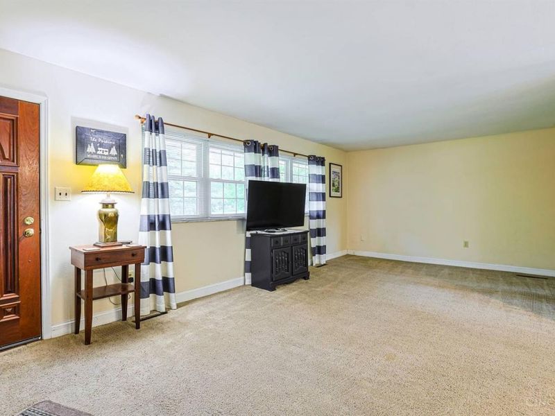 2590 Jerome Street, Turtle Creek Twp, OH 45036 Photo 5