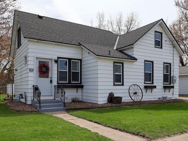 208 4th Street S, Cold Spring, MN 56320
